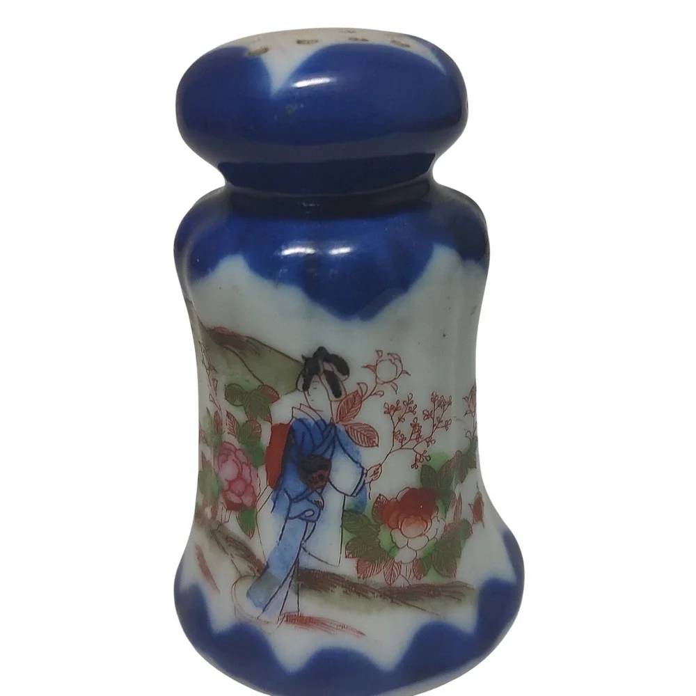 Vintage Porcelain Japanese‎ Geisha Girl Pepper Shaker Hand Painted Cobalt Blue